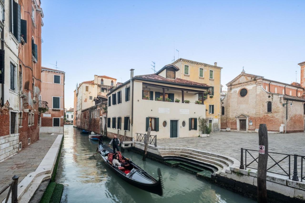 Garden Mansion With Private Mooring R&R Leilighet Venezia Eksteriør bilde