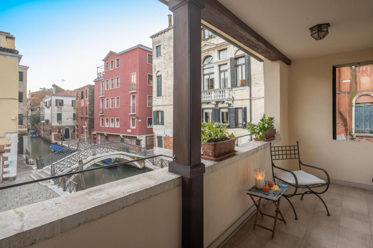 Garden Mansion With Private Mooring R&R Leilighet Venezia Eksteriør bilde